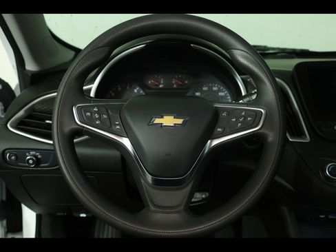 Used 2024 Chevrolet Malibu LT FWD image 21