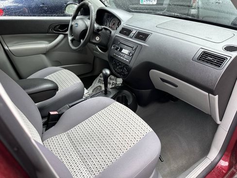 Used 2007 Ford Focus SES FWD image 6