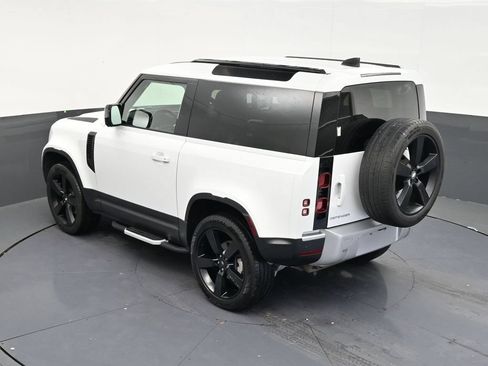 Used 2022 Land Rover Defender 90 AWD/4WD image 14