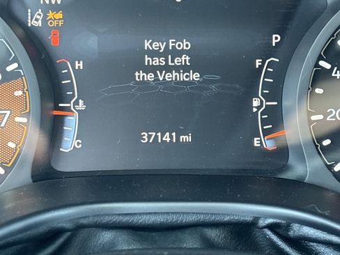 Certified 2023 Jeep Compass Altitude w/ Convenience Group image 30