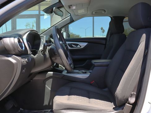 Used 2021 Chevrolet Blazer LT FWD image 38