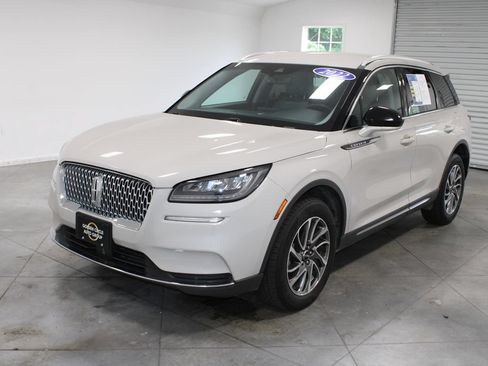 Used 2022 Lincoln Corsair FWD image 4