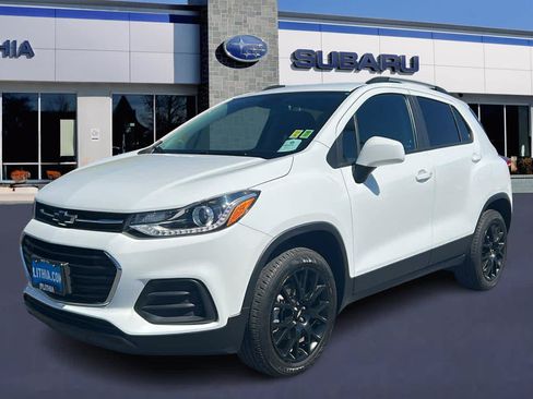 Used 2022 Chevrolet Trax LT w/ Sport Edition AWD/4WD image 1