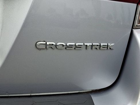 Used 2018 Subaru Crosstrek 2.0i Limited AWD/4WD image 10