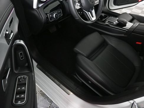 Certified 2023 Mercedes-Benz CLA 250 image 7