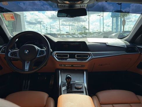 Used 2022 BMW M440i Convertible RWD image 18