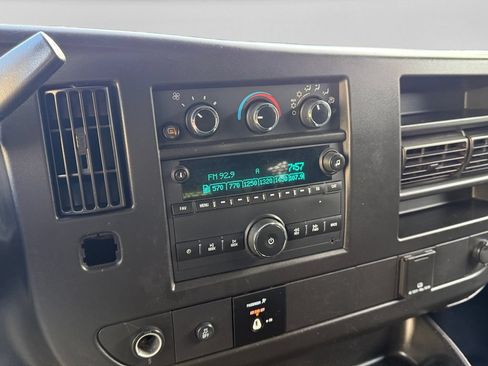 Used 2020 Chevrolet Express 2500 w/ Driver Convenience Package RWD image 22