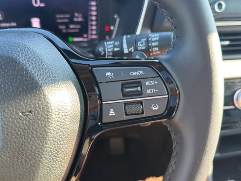 Used 2026 Honda Pilot Touring image 22