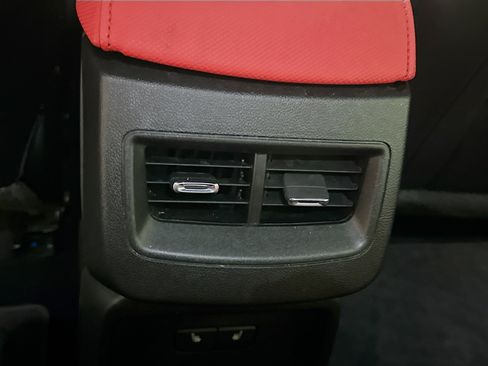 Used 2025 Chevrolet Equinox EV RS w/ Active Safety Package 3 AWD/4WD image 28