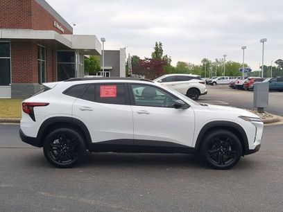 Used 2025 Chevrolet Trax ACTIV w/ Driver Confidence Package