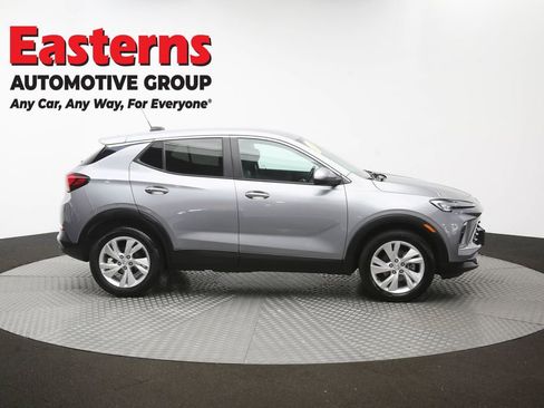 Used 2024 Buick Encore GX Preferred FWD image 11