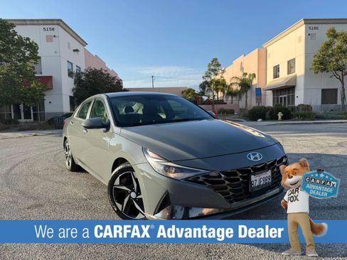 Used 2022 Hyundai Elantra SEL w/ Convenience + Premium Package FWD image 1