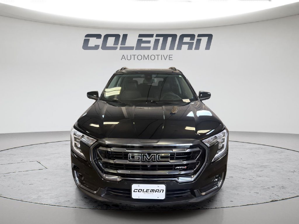 Used 2024 GMC Terrain AT4 w/ Tech Package AWD/4WD image 8