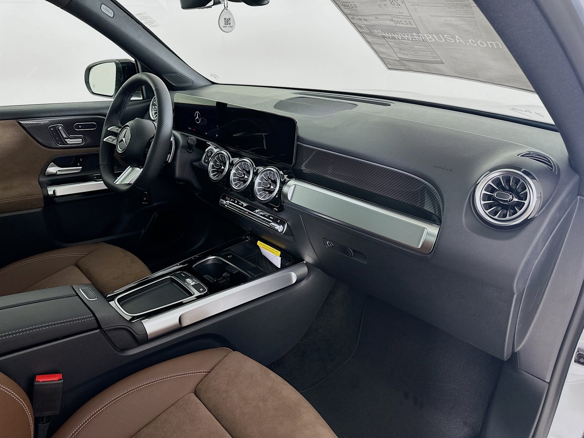 New 2026 Mercedes-Benz GLB 250 image 31
