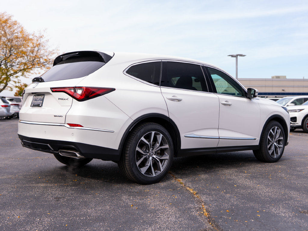Certified 2024 Acura MDX w/ Technology Package AWD/4WD image 12