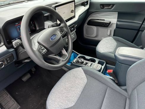 Certified 2025 Ford Maverick XLT FWD image 13