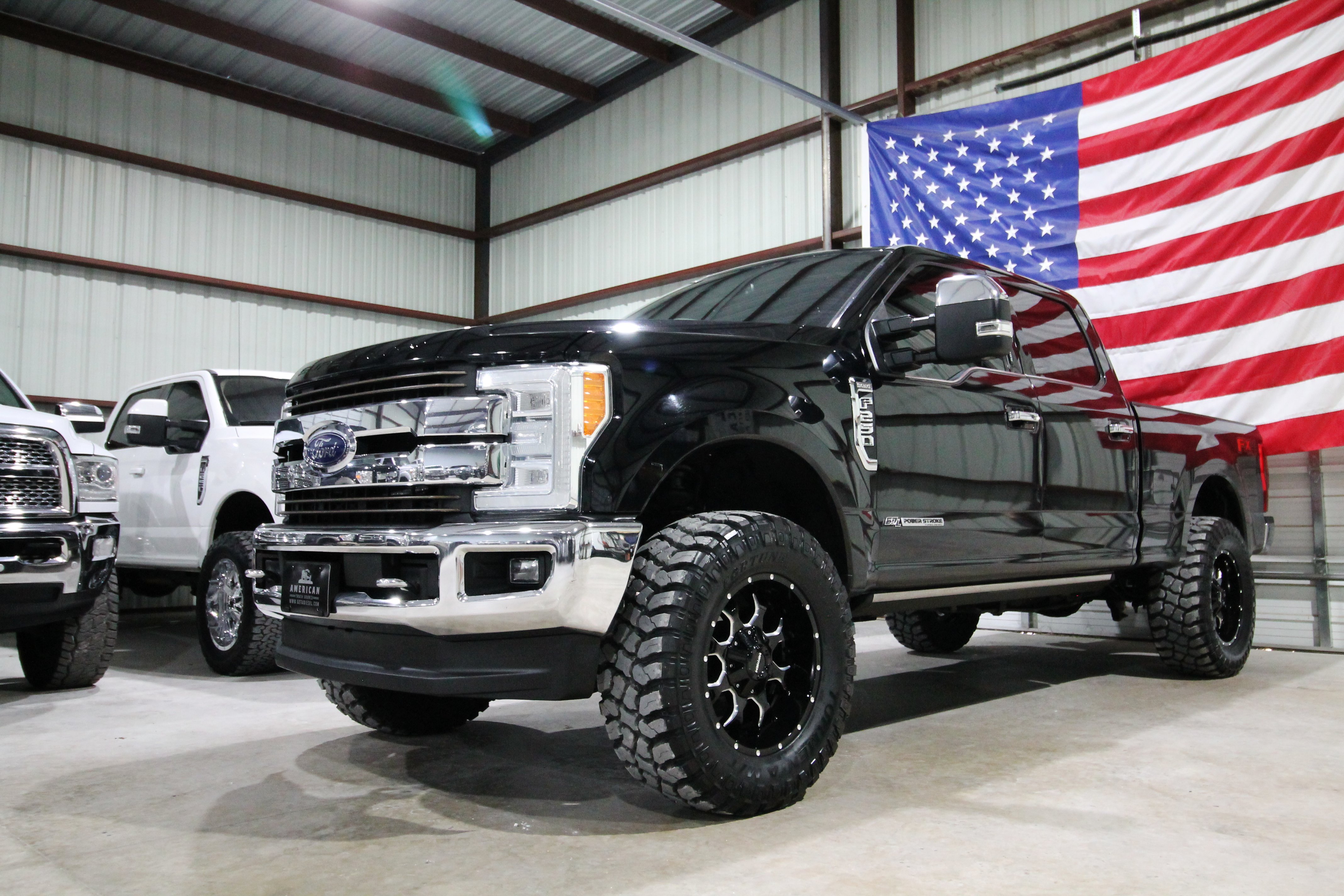 Used 2017 Ford F250 King Ranch w/ King Ranch Ultimate Package AWD/4WD image 3