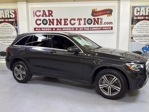 Used 2020 Mercedes-Benz GLC 300 4MATIC image 10