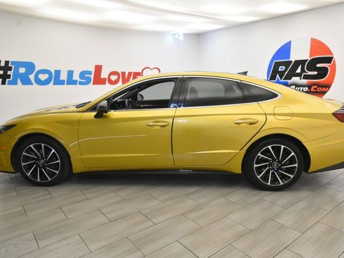 Used 2020 Hyundai Sonata SEL Plus w/ Tech Package image 2