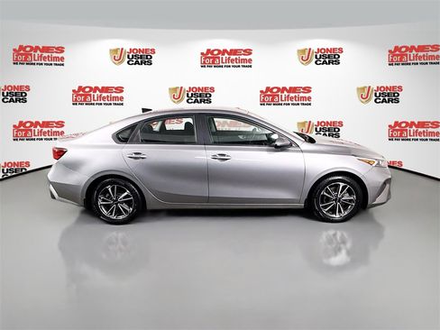 Used 2023 Kia Forte LXS w/ LXS Technology Package image 15