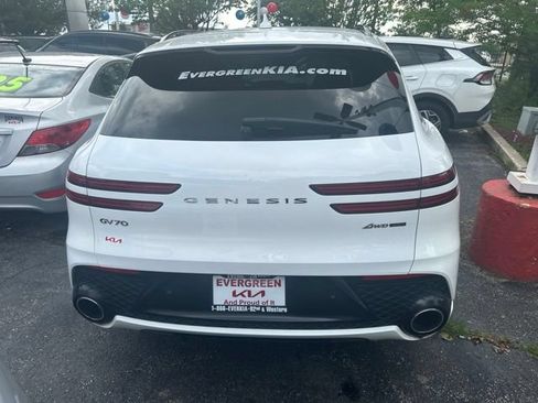 Used 2022 Genesis GV70 3.5T Sport w/ Sport Prestige Package AWD/4WD image 5