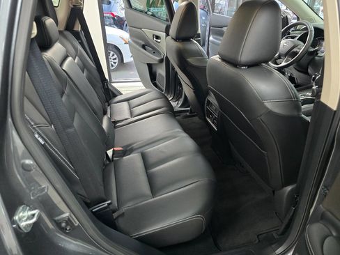 Used 2024 Nissan Murano SL image 23