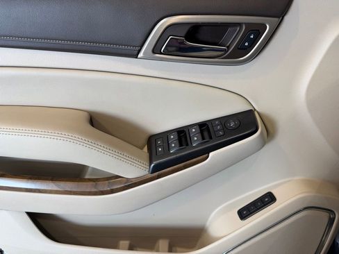 Used 2019 GMC Yukon Denali w/ Denali Ultimate Package image 26