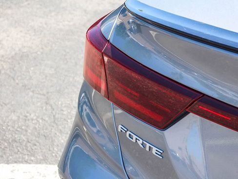 Used 2022 Kia Forte GT-Line image 8