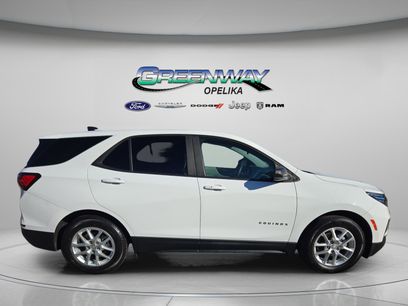 Used 2022 Chevrolet Equinox LS w/ LS Convenience Package