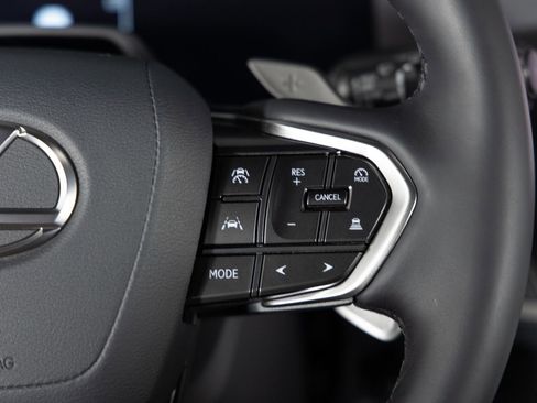 Used 2025 Lexus GX 550 image 33