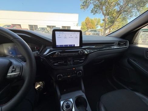 Used 2025 Ford Escape ST-Line AWD/4WD image 20