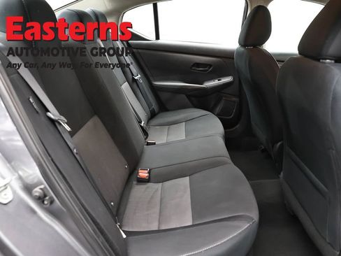 Used 2024 Nissan Sentra SV FWD image 23