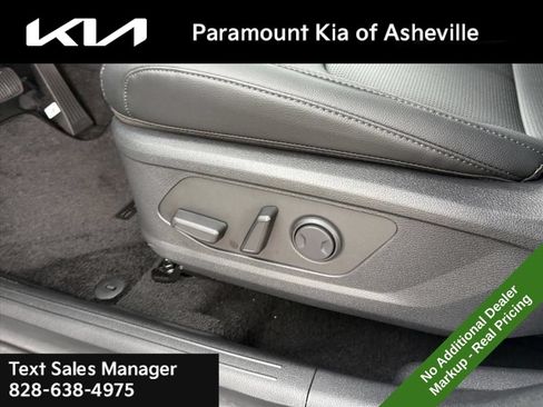 New 2026 Kia Sportage EX FWD image 19