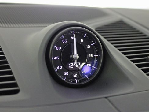 New 2026 Porsche Cayenne E-Hybrid Coupe image 27