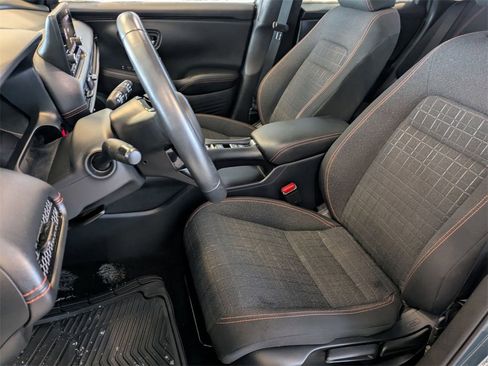 Used 2024 Honda HR-V Sport image 15