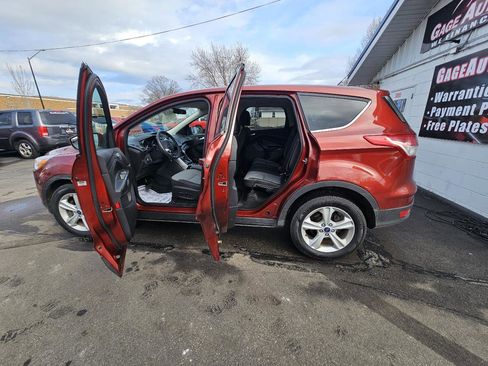 Used 2014 Ford Escape SE image 19