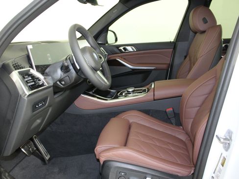 New 2026 BMW X5 xDrive50e w/ M Sport Package image 24