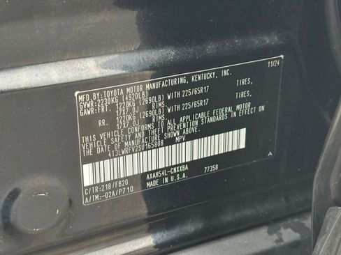 Used 2025 Toyota RAV4 LE image 24