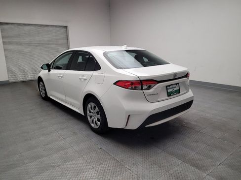 Used 2022 Toyota Corolla LE image 5