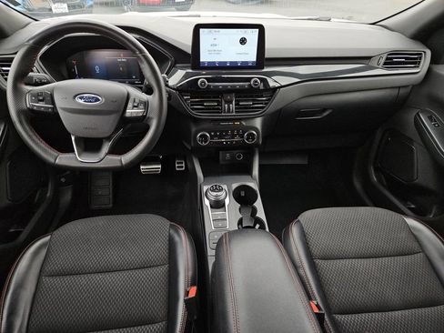 Used 2023 Ford Escape ST-Line image 12