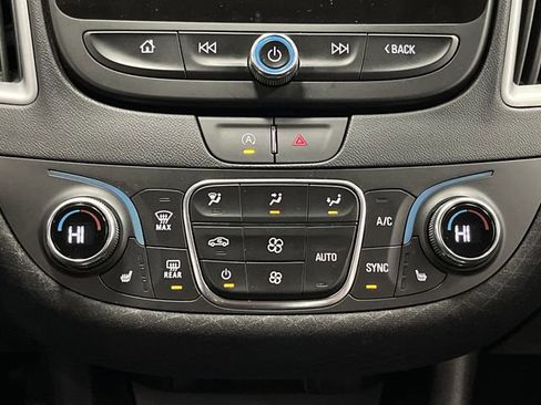 Used 2024 Chevrolet Malibu LT image 17