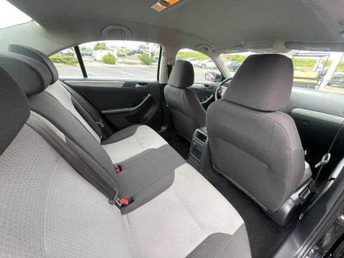 Used 2017 Volkswagen Jetta S FWD image 9
