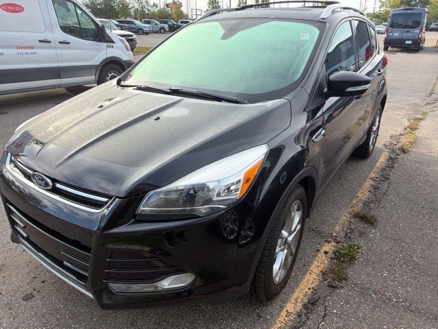 Used 2014 Ford Escape Titanium w/ Equipment Group 401A FWD image 1