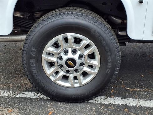 New 2026 Chevrolet Silverado 2500 W/T w/ WT Convenience Package image 4