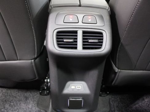 Used 2023 Buick Envision Avenir AWD/4WD image 24
