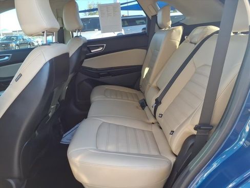 Certified 2023 Ford Edge SEL w/ Convenience Package image 17
