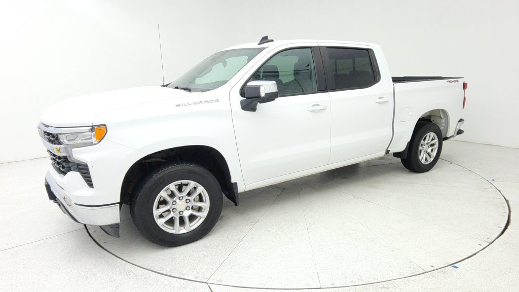 Certified 2025 Chevrolet Silverado 1500 LT w/ Safety Package AWD/4WD image 3