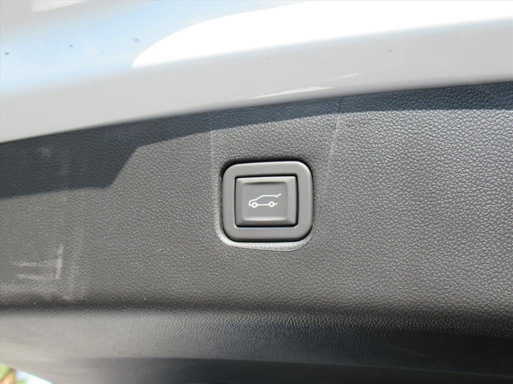 New 2026 Chevrolet Blazer LT w/ Convenience Package FWD image 29