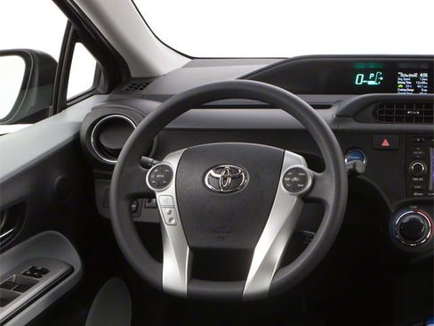 Used 2012 Toyota Prius C One image 6