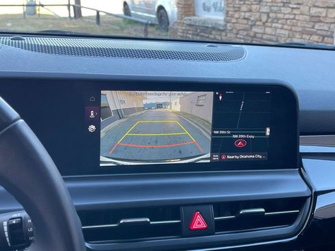 Used 2025 Kia Seltos S image 17